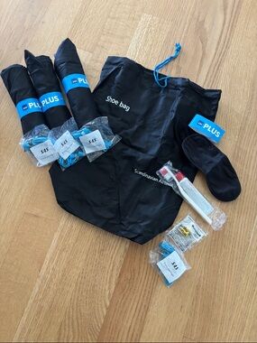 SAS/Scandinavian Airlines NEW amenity kits  - bundle/4